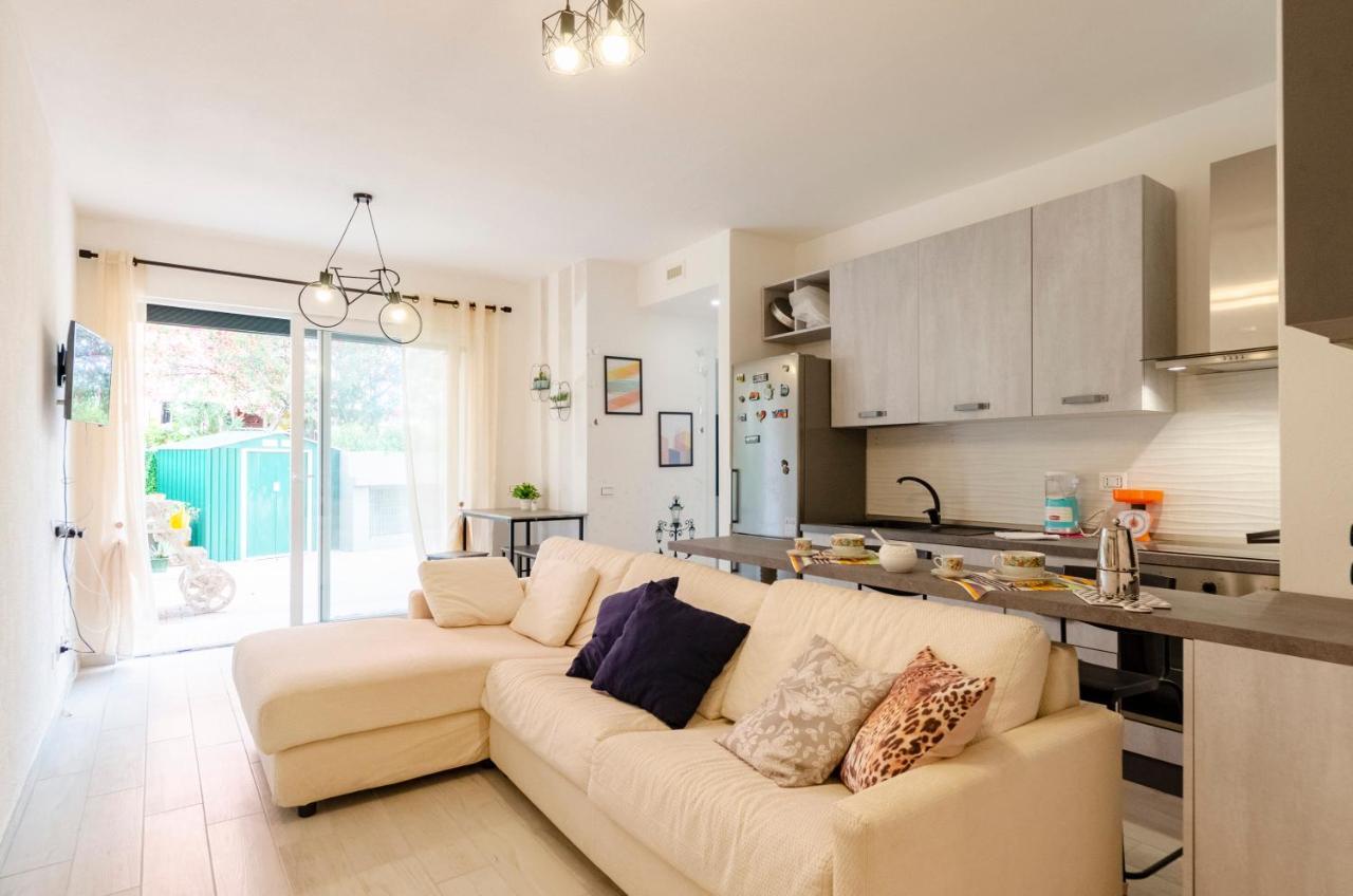 Joivy Flat With Terrace & Parking Apartment